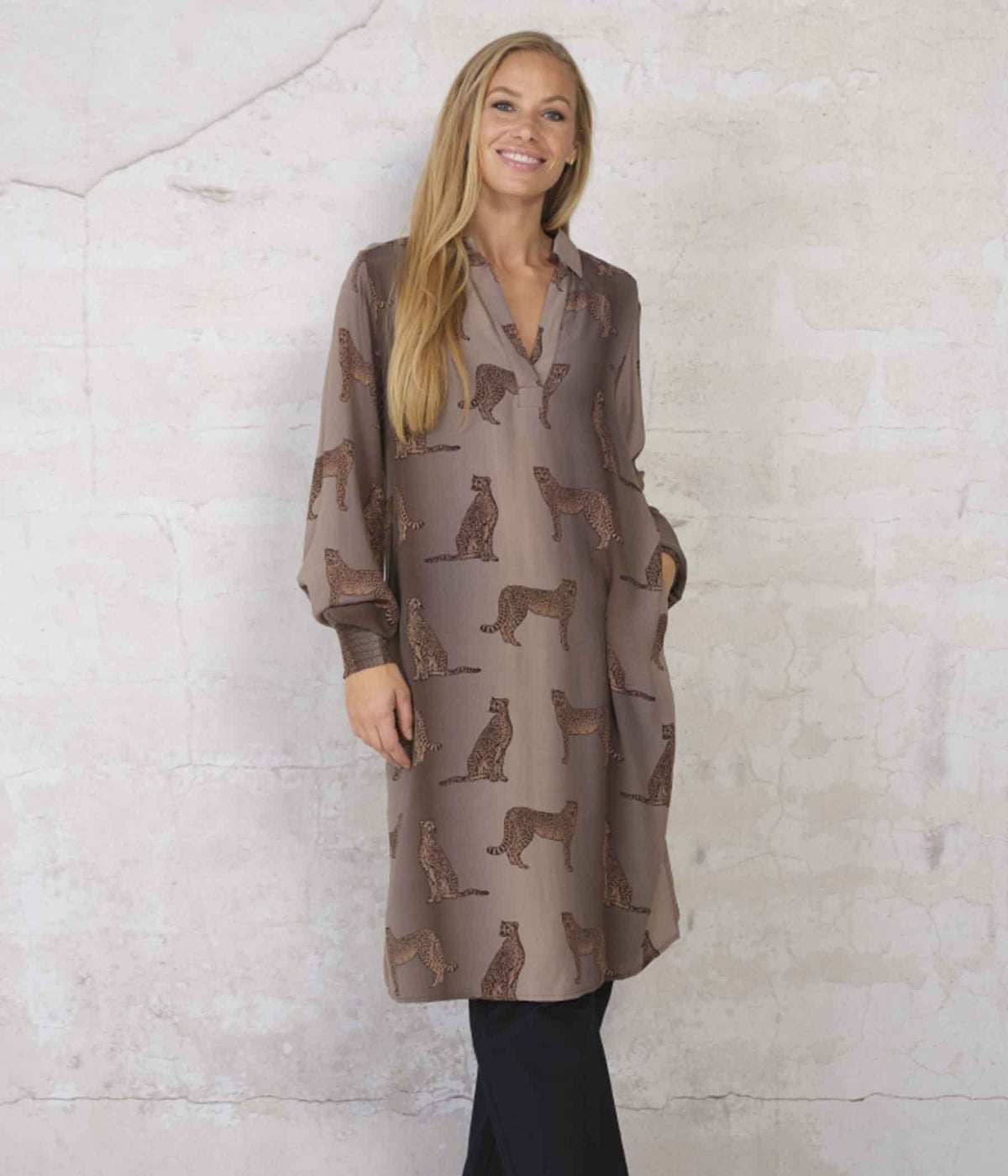 PREPAIR HELENA DRESS IN CAFFE LATTE.