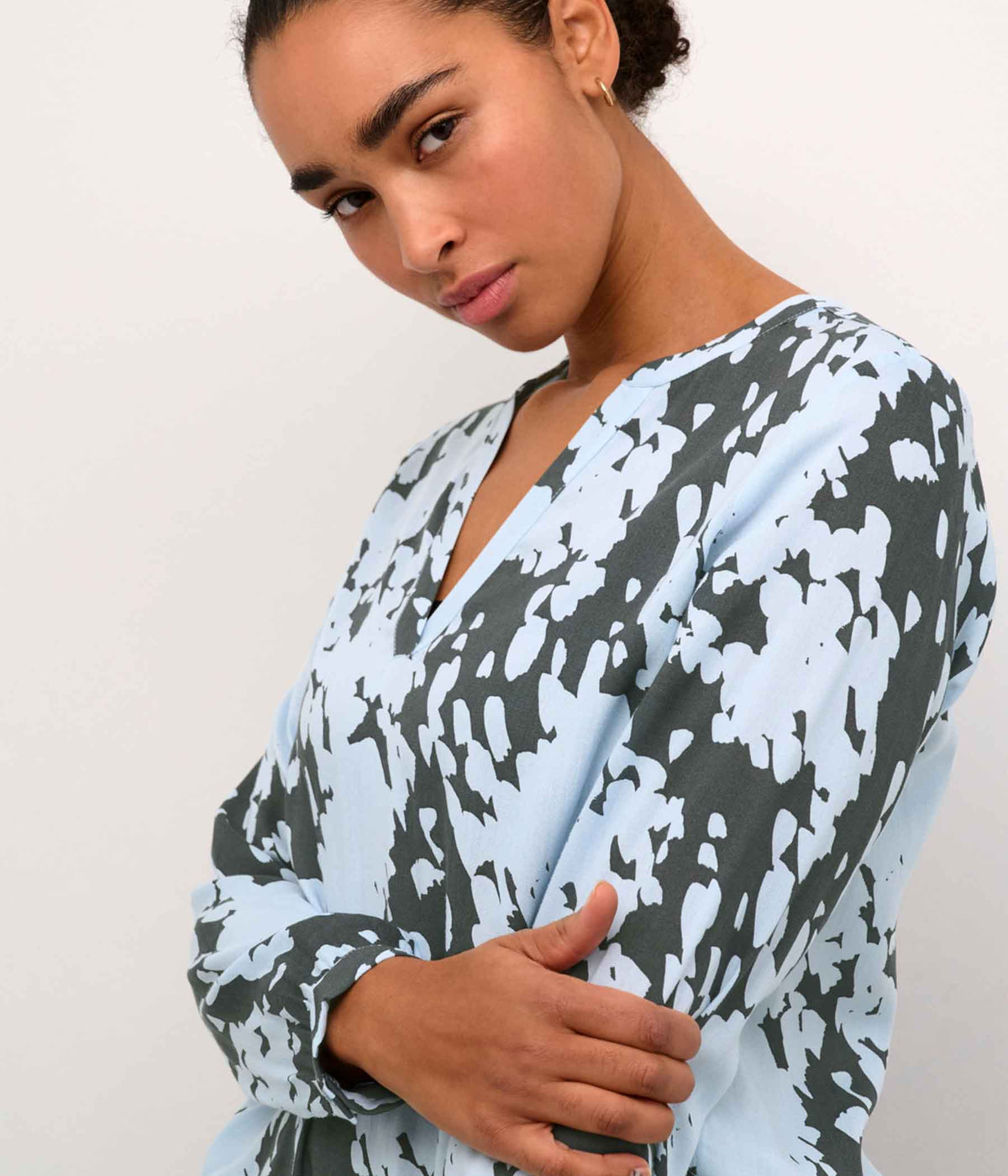 COFFEE DITTE BLOUSE GRAY BLUE