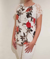 B.YOUNG FLORAL TOP