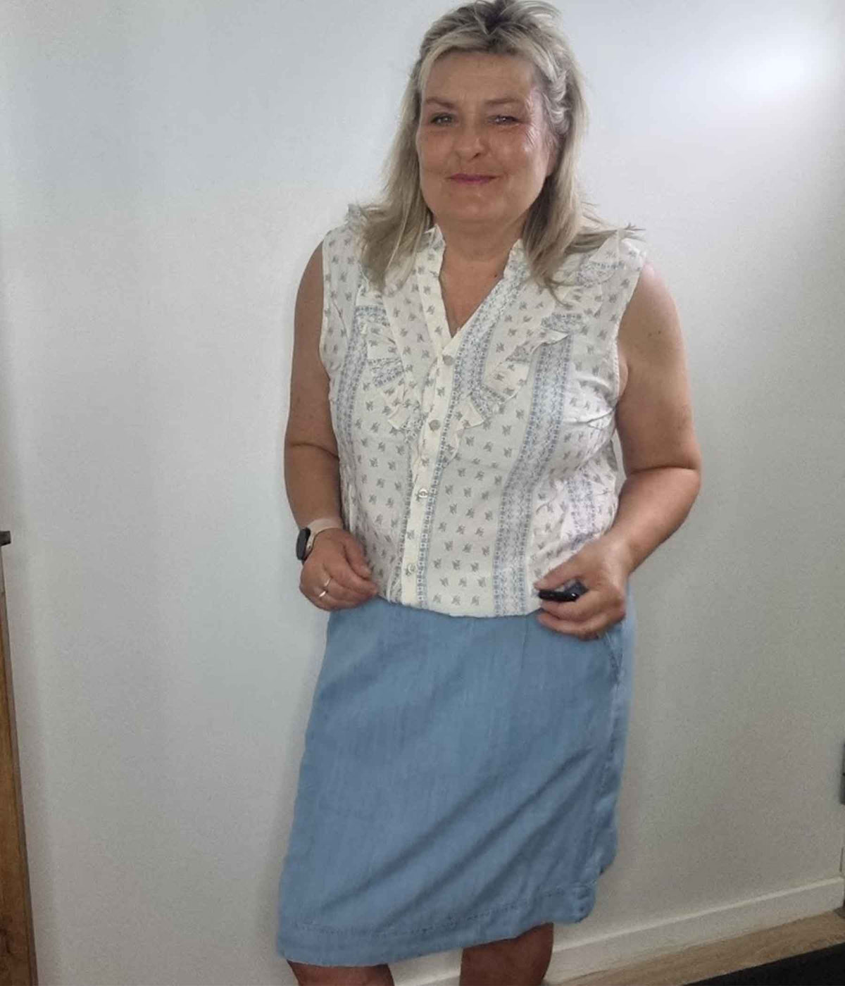 B.YOUNG LANA SKIRT IN LIGHT BLUE DENIM