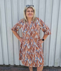 B.YOUNG JOELLA DRESS IN BROWN AND BLUE MIX