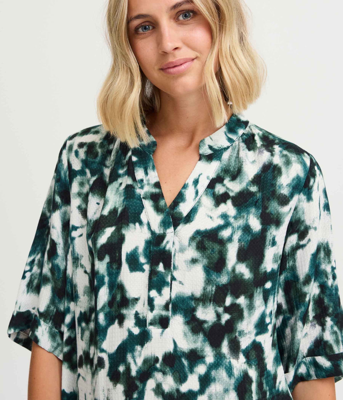 FRANSA BLOUSE GREEN AND BLACK