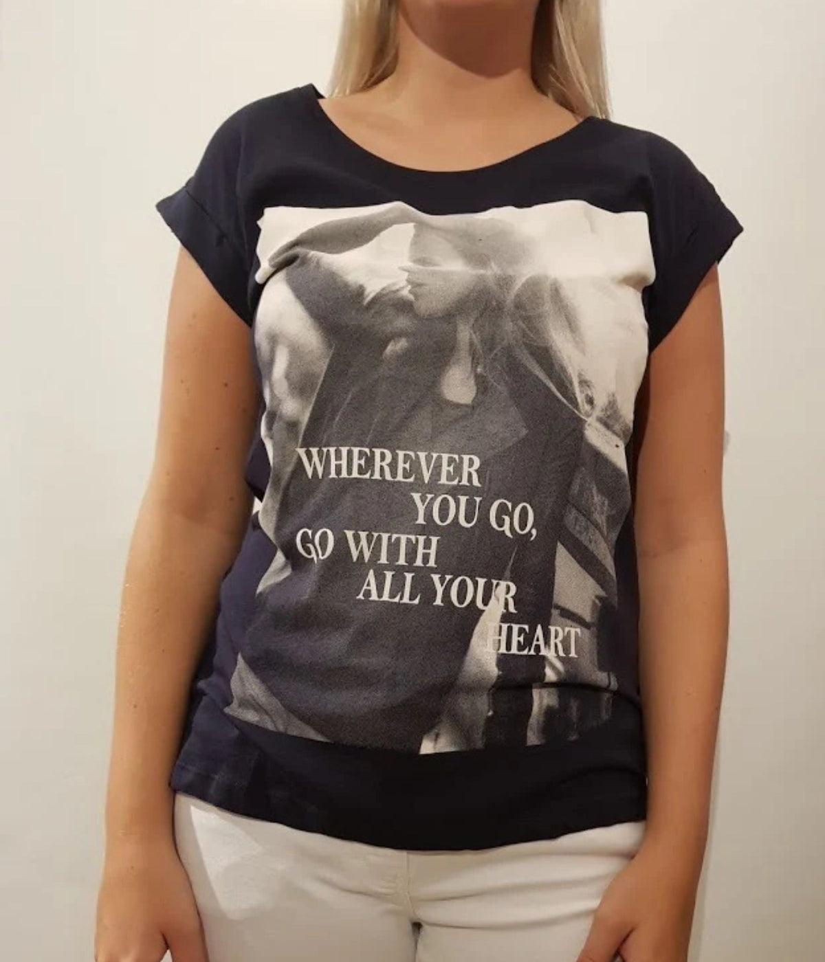 ARTIST T-SHIRT I MARINEBLÅ