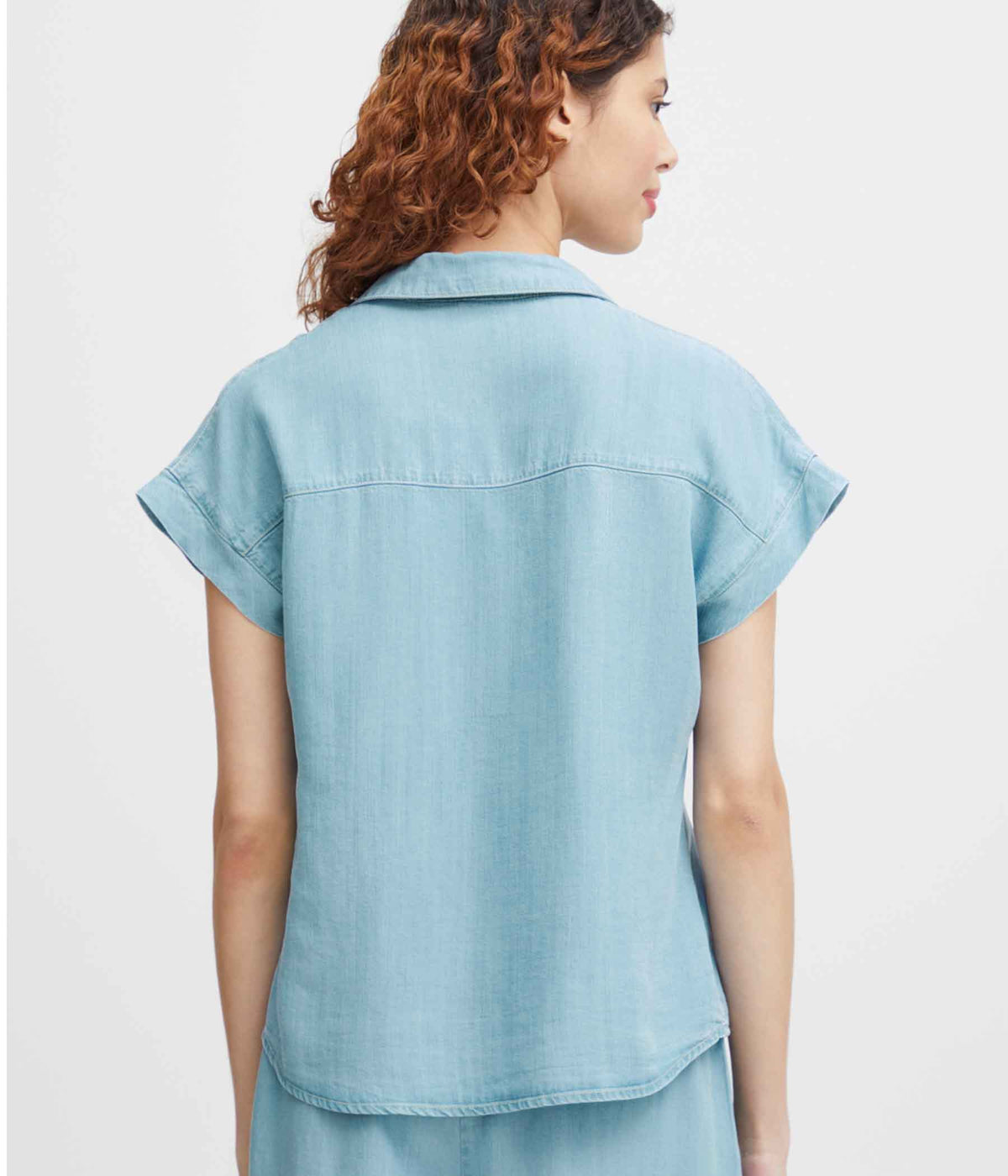 B.YOUNG LANA SHIRT IN LIGHT DENIM BLUE