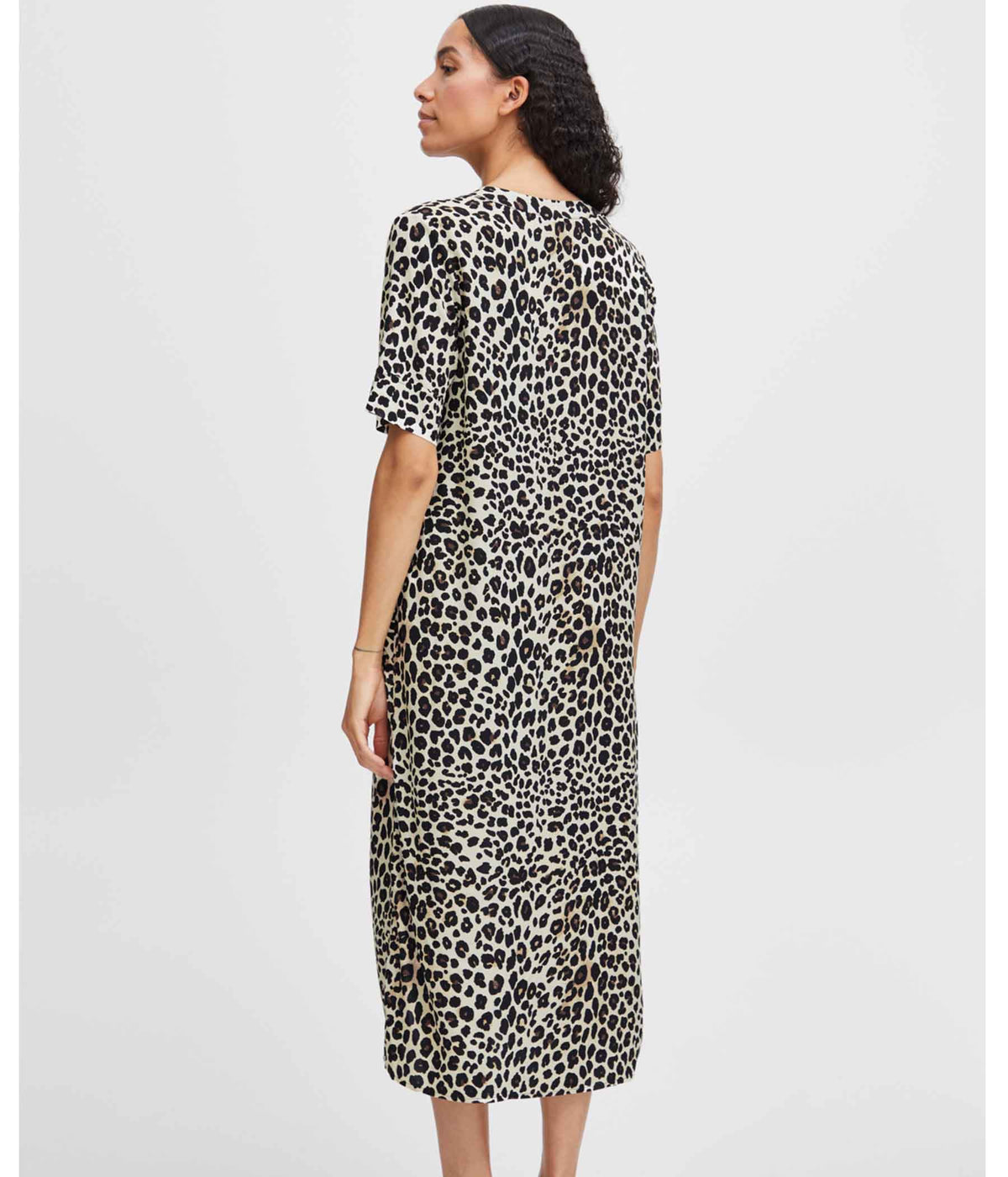 B.YOUNG JOELLA DRESS IN LEOPARD PRINT
