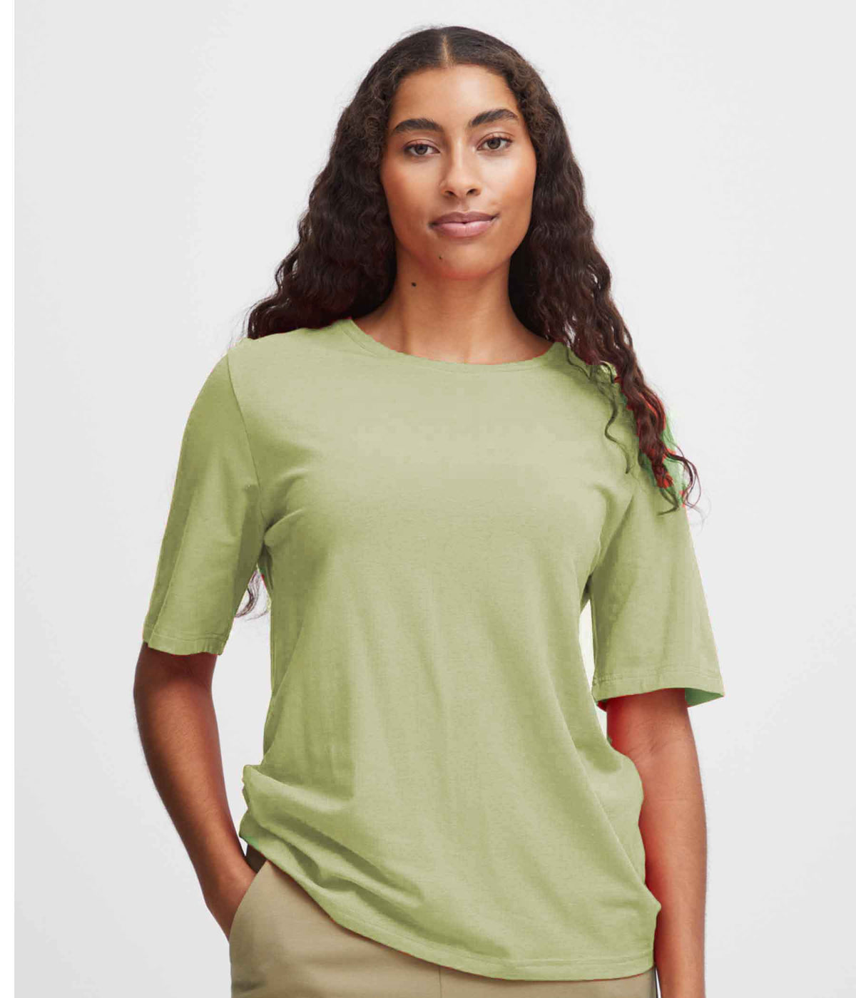 B.YOUNG PAMILA T-SHIRT IN LIME