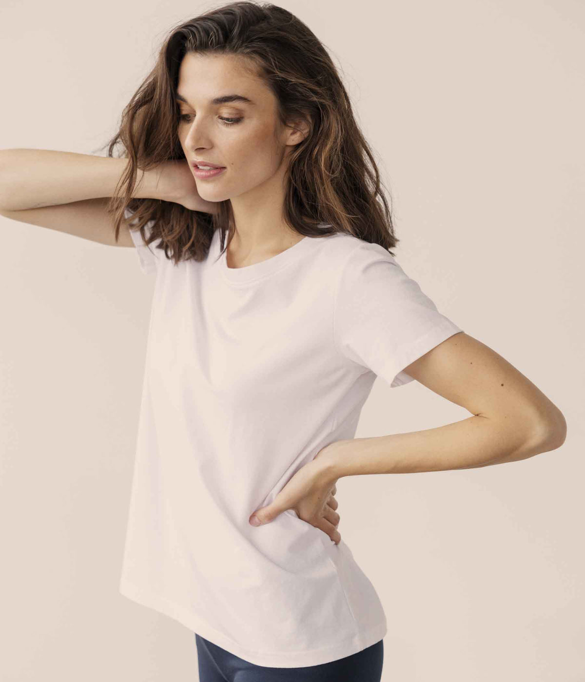 BASIC T-SHIRT IN WHITE