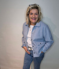 OFELIA DELSA JAKKE I BLÅ MELANGE