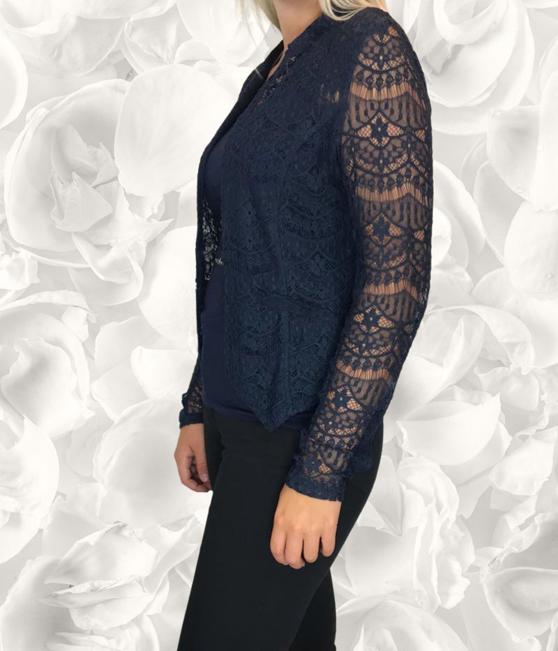 CREAM TRINNY LACE BLAZER