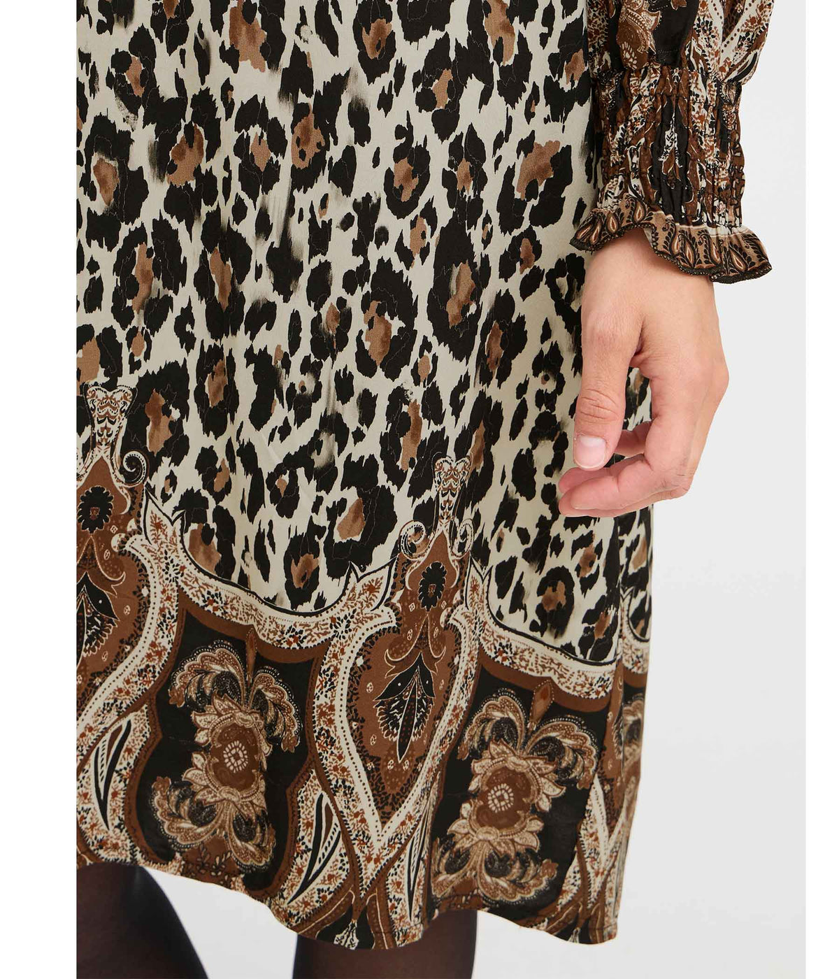 FRANCE XILLIE DRESS IN LEOPARD PRINT