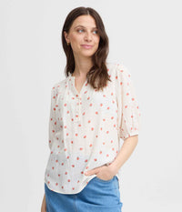 FRANSA BOBBI BLOUSE IN OFF-WHITE WITH STRAWBERRY