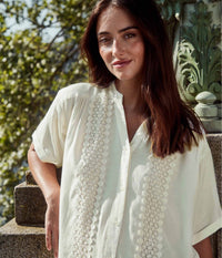 FRANCES LACE SHIRT IN CREAM.