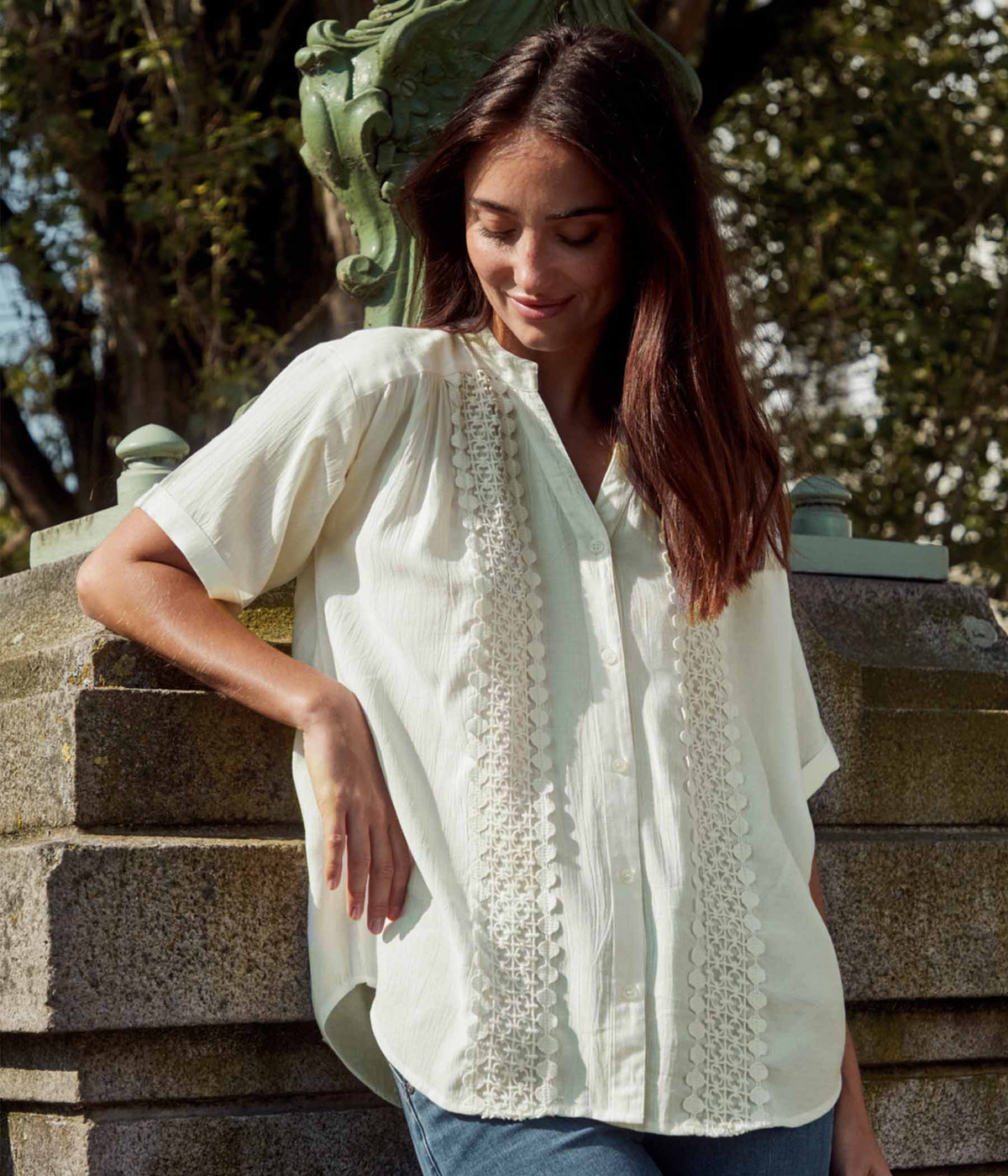 FRANCES LACE SHIRT IN CREAM.