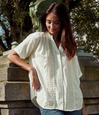 FRANCES LACE SHIRT IN CREAM.