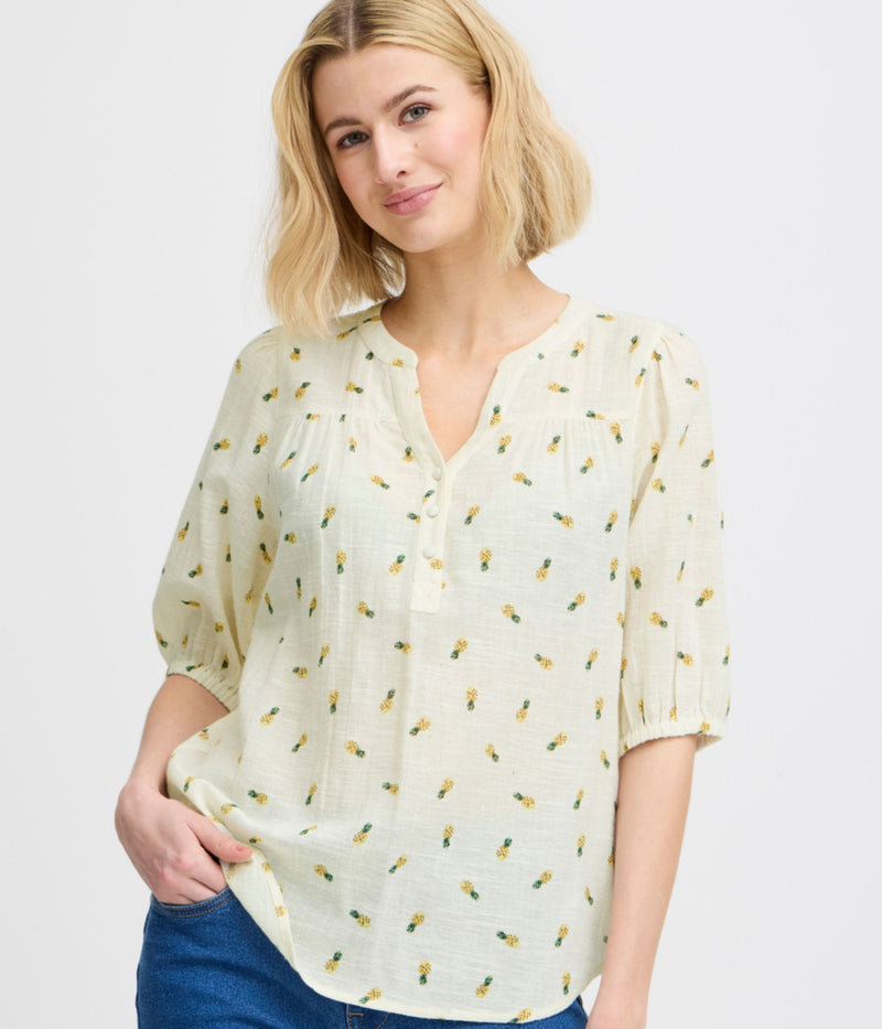 FRANSA BOBBI BLUSE I OFF-WHITE MED ANANAS - STR. S