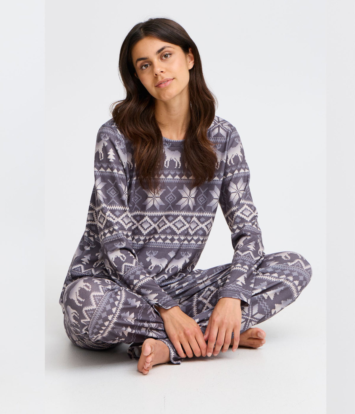 FRANSA JULENATTØJ I GRÅ OG OFFWHITE