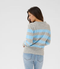 KAFFE STRIBET PULLOVER I MELANGE GRÅ OG LYSEBLÅ