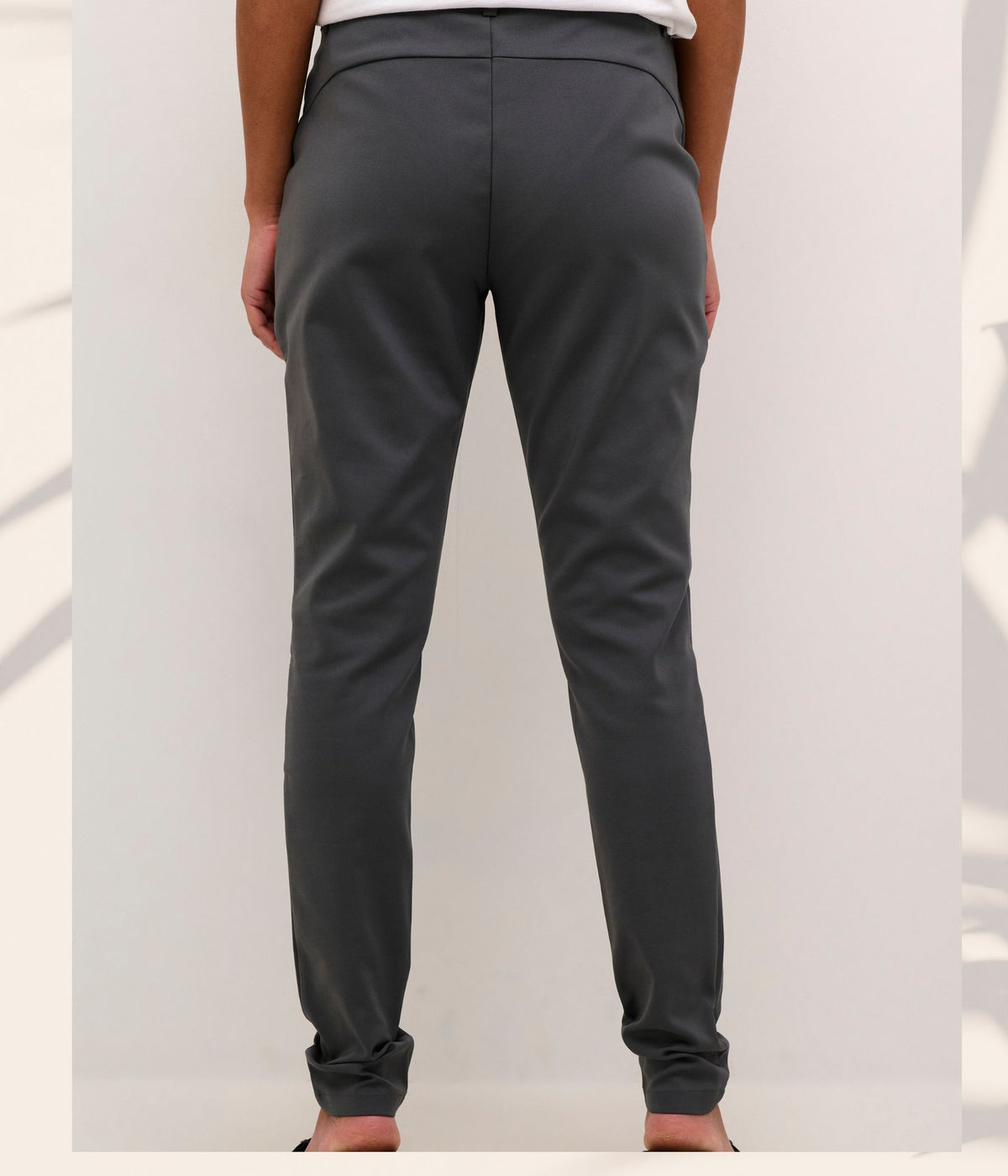 KAFFE VERA BUKSER I GRÅ