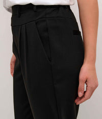 COFFEE JENNY PANTS IN BLACK
