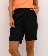 COFFEE JENNY BERMUDA SHORTS IN BLACK