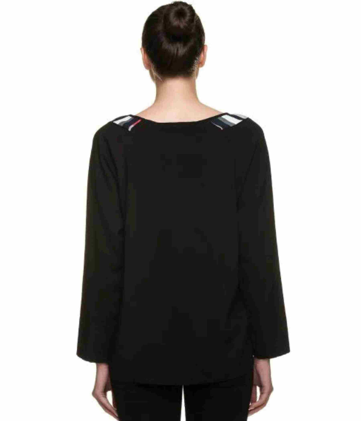 LUXZUZ BLUSE I SORT