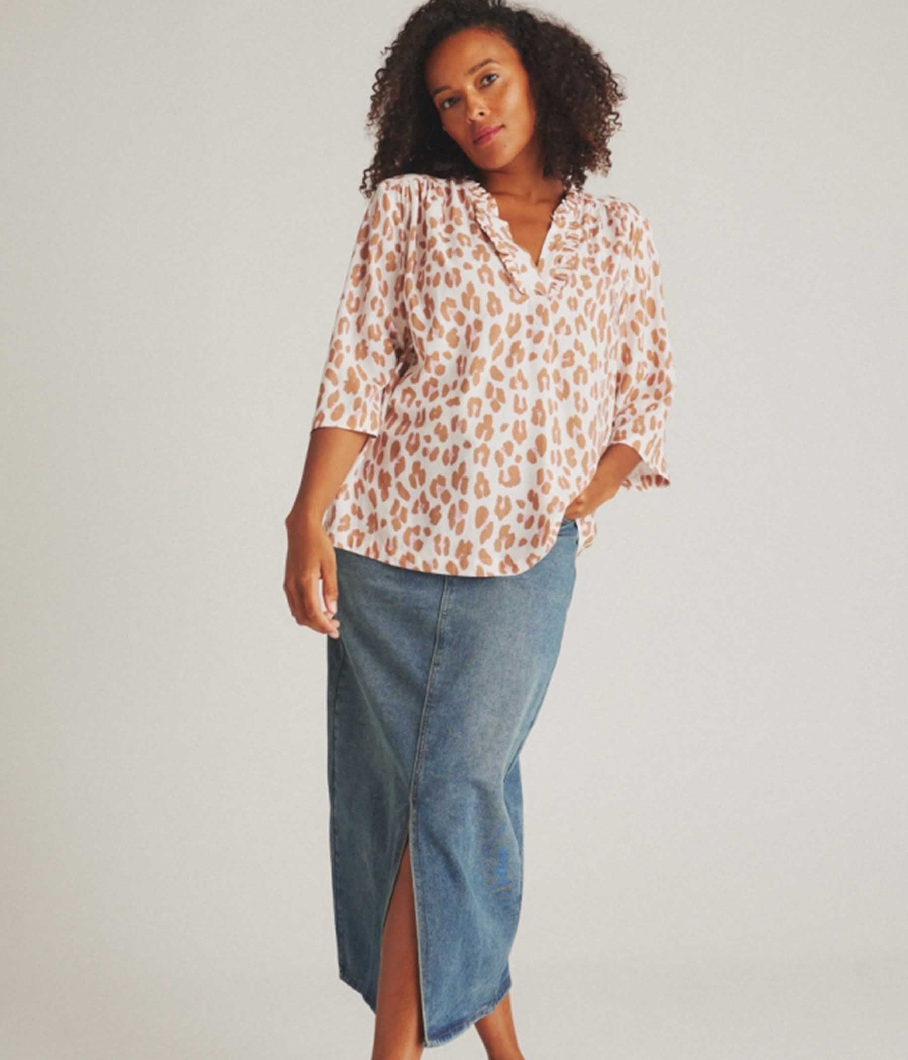 LUXZUZ ONE-TWO JEANSANA LIGHT DENIM SKIRT – Heidisbutik