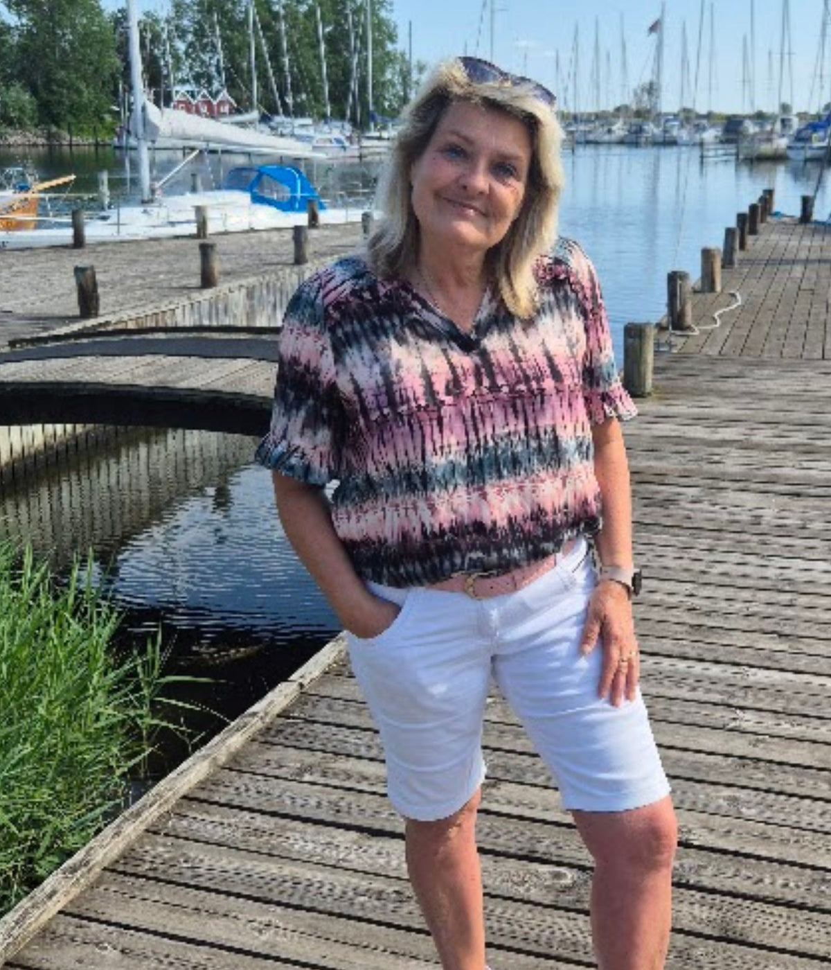 OFELIA AKSA BLUSE I ROSA, KHAKI OG SORT