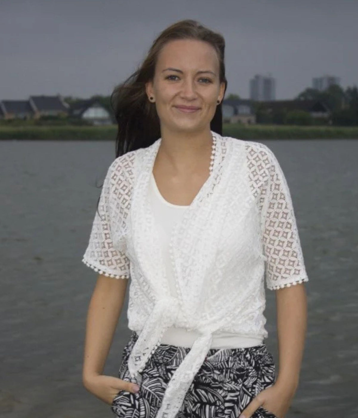 OFELIA ARABELLA CARDIGAN IN OFF WHITE