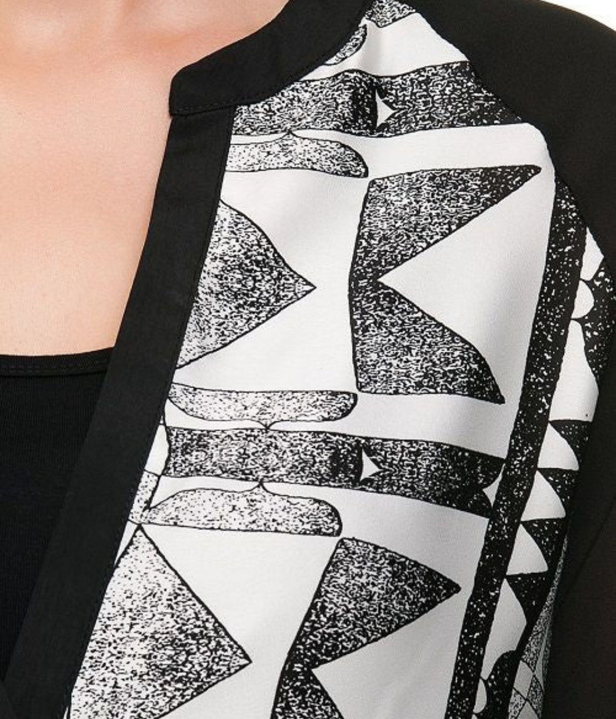 ONE-TWO BLUSE I SORT MED HVID