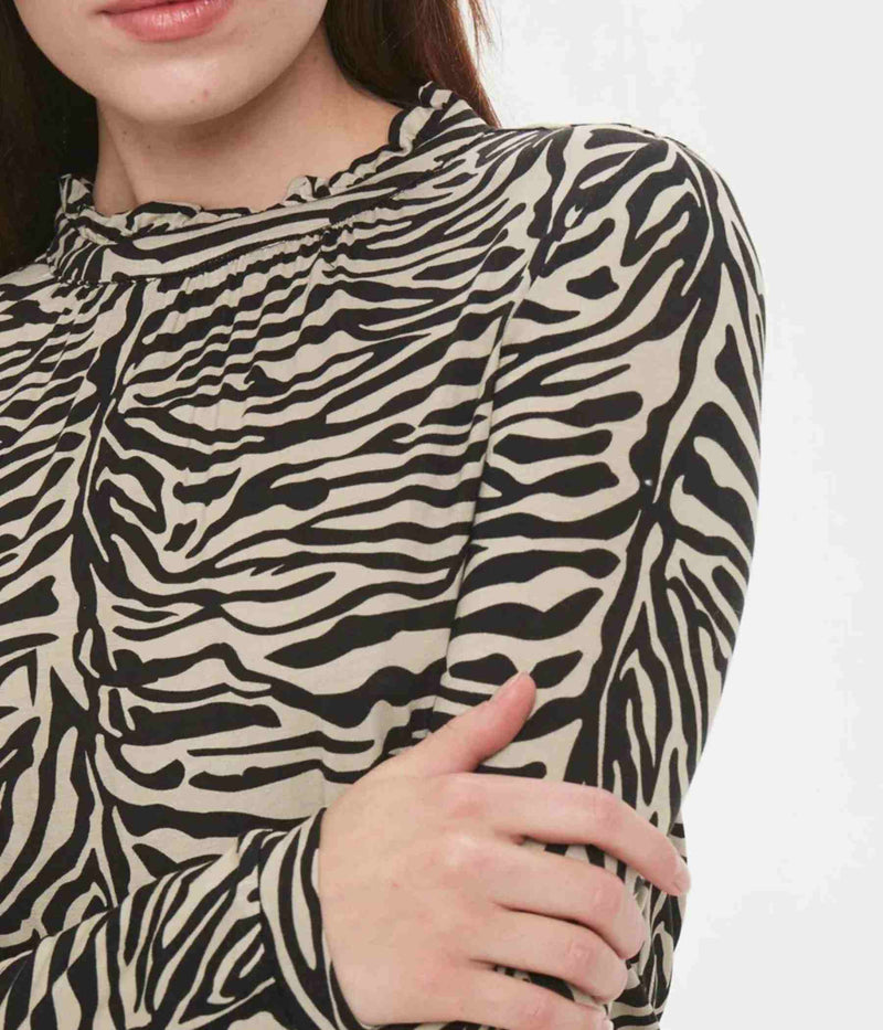 SOAKED IN LUXURY BLUSE I TIGER PRINT