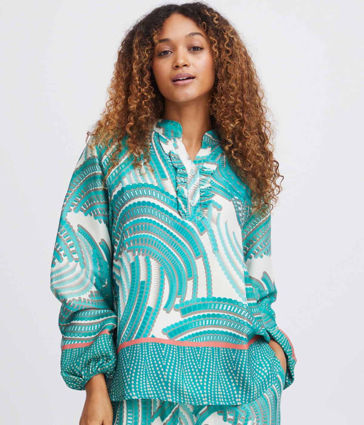SORBET CANELA BLOUSE IN GREEN