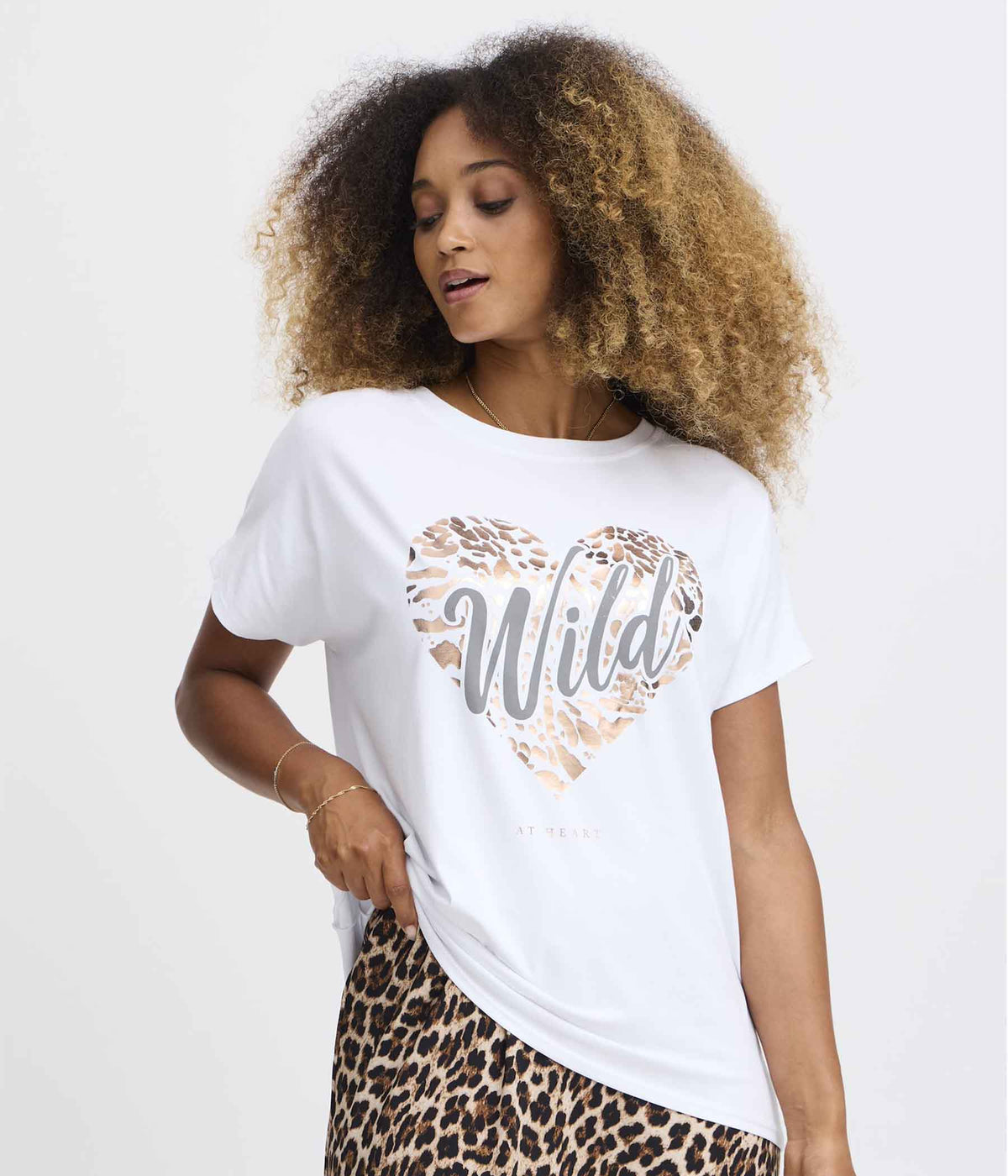 SORBET LAIBI T-SHIRT IN WHITE 