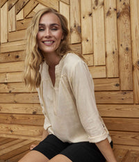 ZE-ZE GISEK BLOUSE IN CREAM