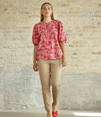 ZE-ZE KATLEN BLUSE I CORAL OG PINK