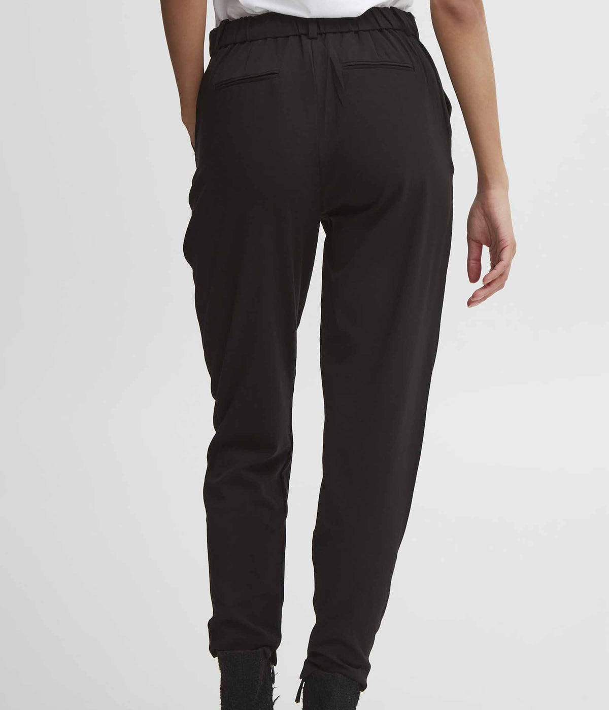 B.YOUNG DANTA TROUSERS IN BLACK - 7/8 