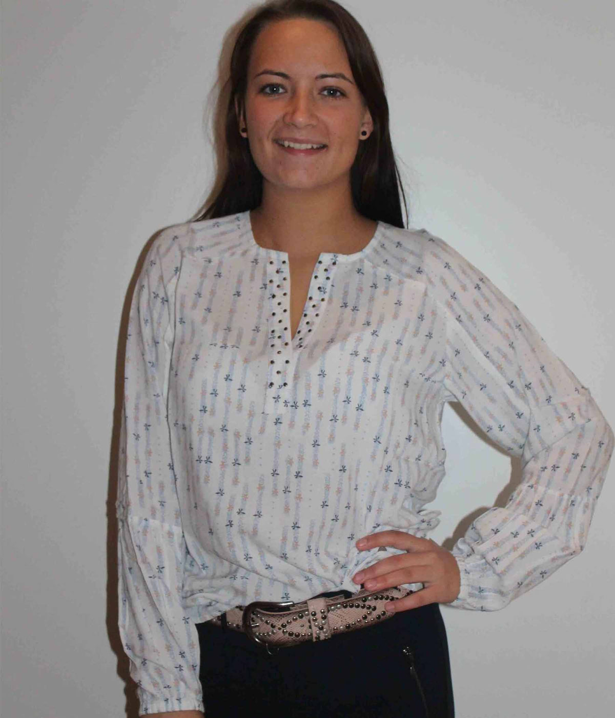 CREAM FELISA BLOUSE BLUE