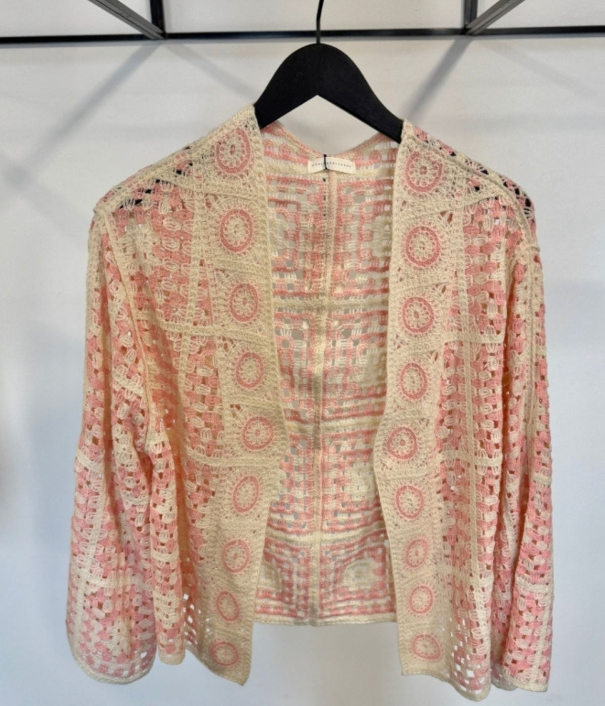 LUXZUZ POLLY CARDIGAN I LYSERØD