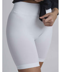 B.YOUNG BRIX SHORTS IN WHITE - SEAMLESS.