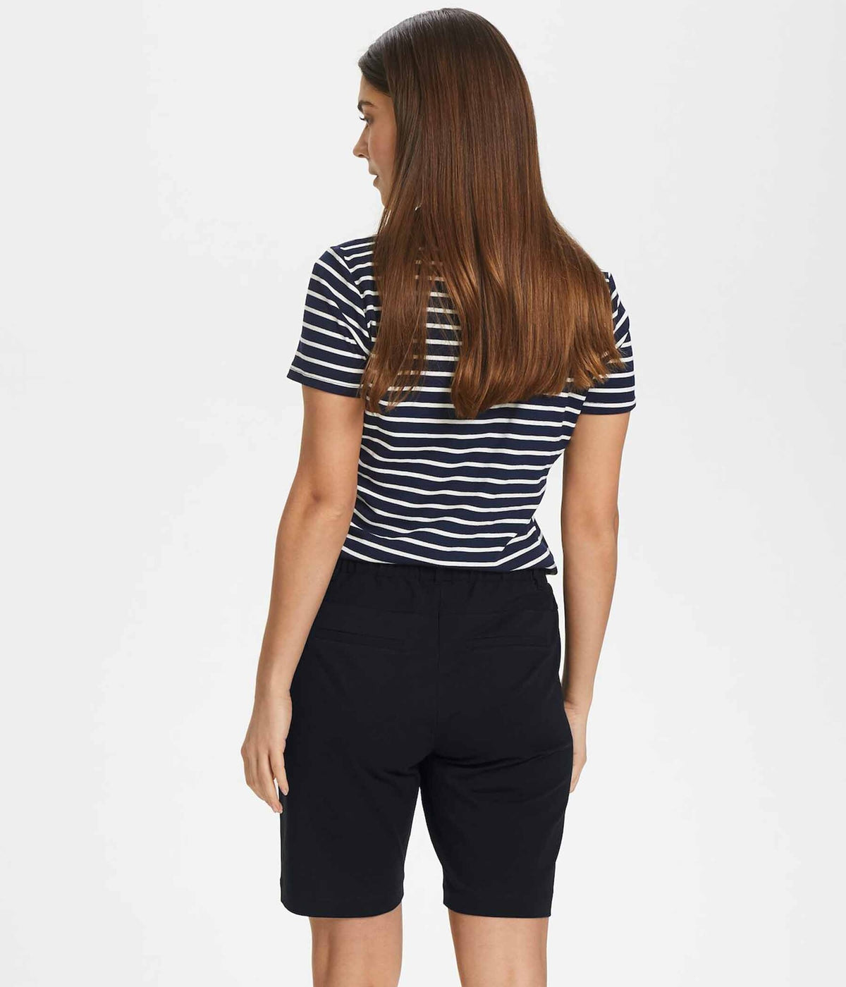 KAFFE VILJA BERMUDA SHORTS I SORT