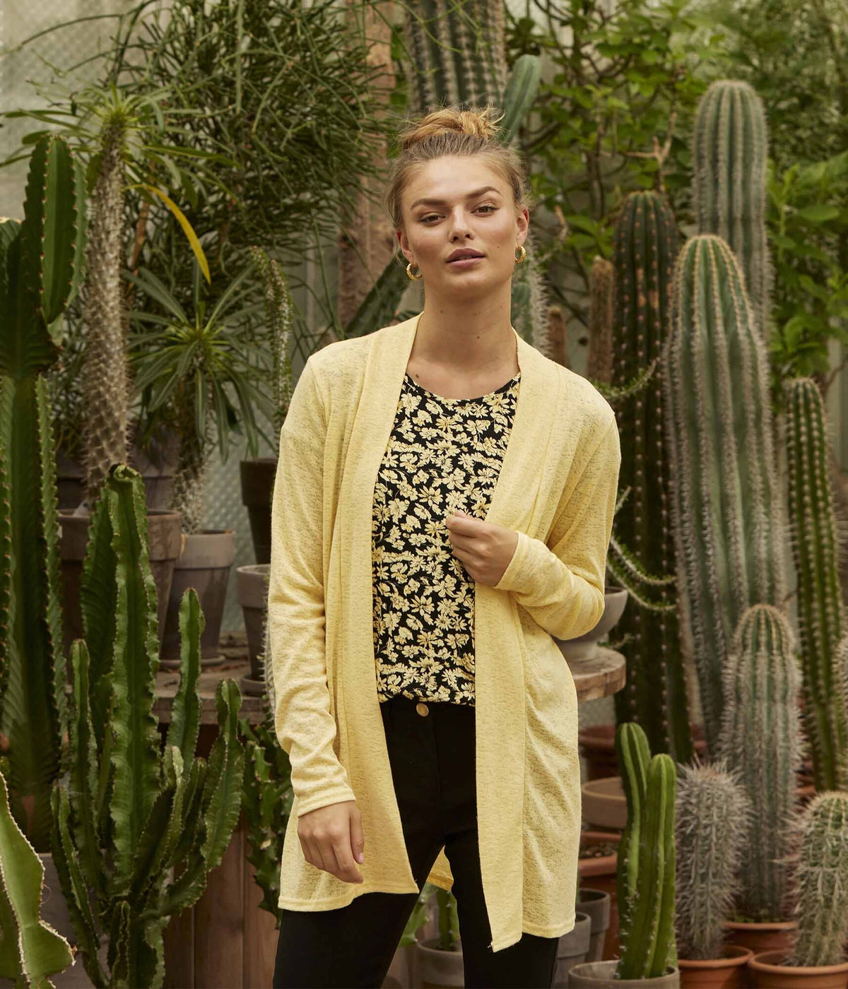 ZE-ZE LODDI CARDIGAN I GUL