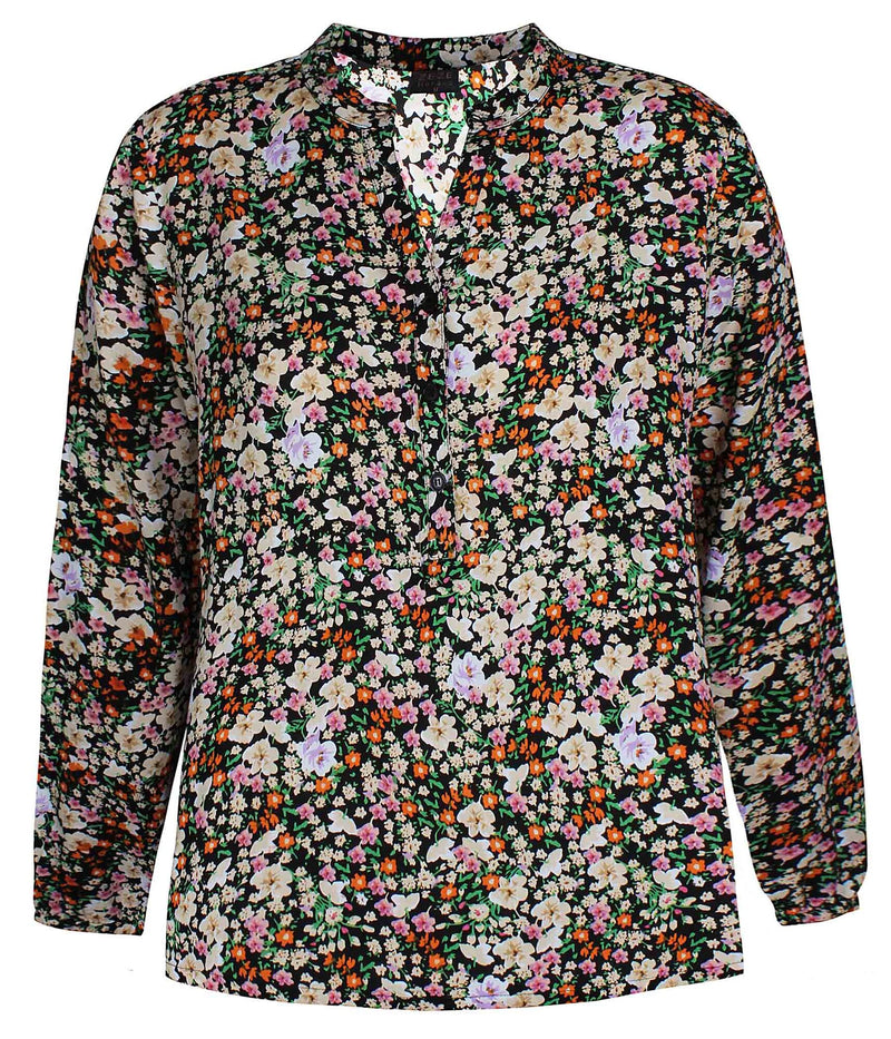 ZE-ZE RELLY BLUSE I SORT MED BLOMSTER PRINT