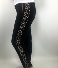 KAFFE LESTER PANTS MED LEOPARD STRIBE